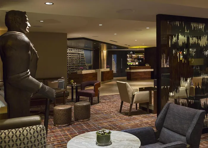 Hotel Hyatt Centric Magnificent Mile 4*