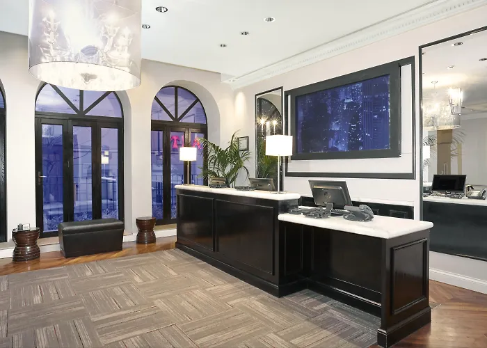Hotel Hyatt Centric Magnificent Mile 4*
