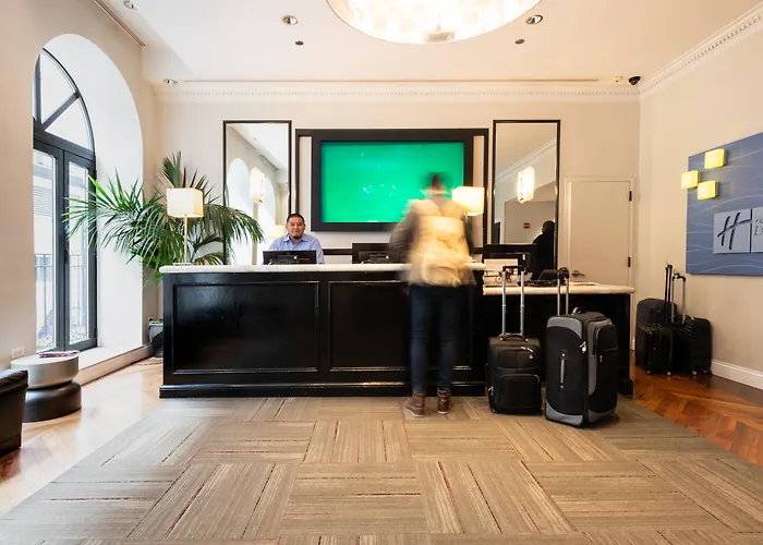 Hotel Hyatt Centric Magnificent Mile 4*